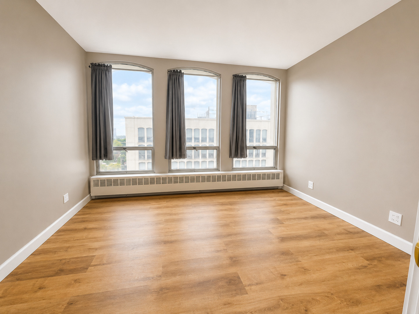 1451 E 55th Street 1030N