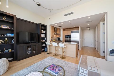 Tiny photo for 401 N Wabash Avenue #71C, Chicago, IL 60611 (MLS # 12466053)