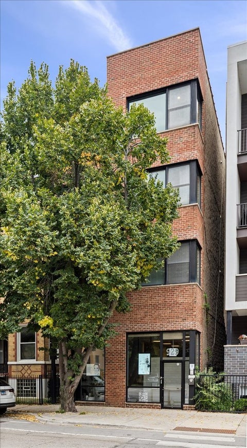 Photo of Chicago, IL 60622 (MLS # 12772020)
