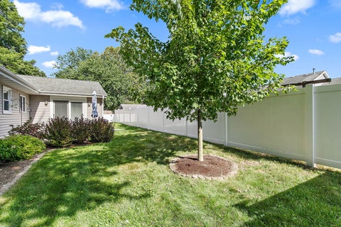 Tiny photo for 826 Birchwood Drive, Sycamore, IL 60178 (MLS # 12723475)