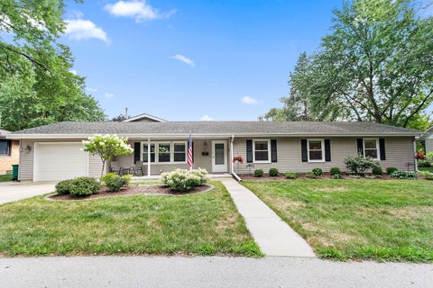Tiny photo for 826 Birchwood Drive, Sycamore, IL 60178 (MLS # 12723475)