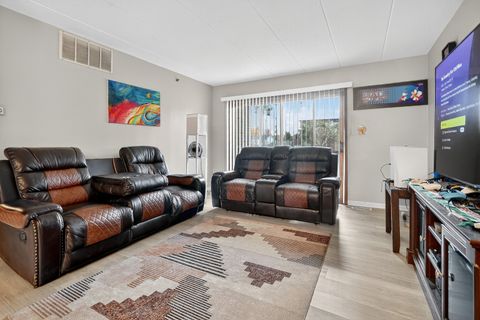 Tiny photo for 10630 Ridgeland Avenue #1B, Chicago Ridge, IL 60415 (MLS # 12507702)