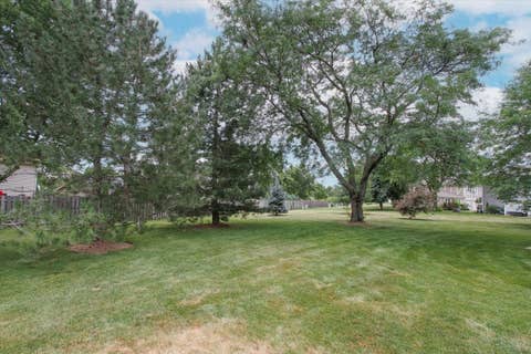 Tiny photo for 1063 HAMPTON Harbor #1063, Schaumburg, IL 60193 (MLS # 12714668)
