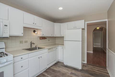 Tiny photo for 1063 HAMPTON Harbor #1063, Schaumburg, IL 60193 (MLS # 12714668)