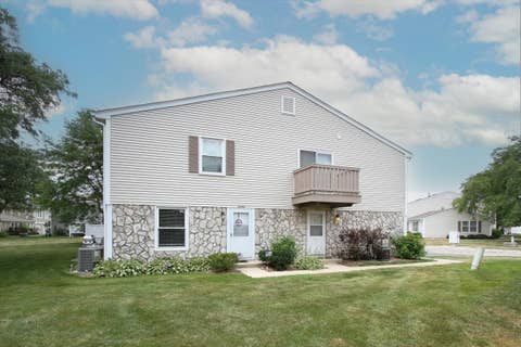 Photo of 1063 HAMPTON Harbor #1063, Schaumburg, IL 60193 (MLS # 12714668)