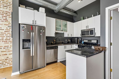 Tiny photo for 1521 W Haddon Avenue #3F, Chicago, IL 60642 (MLS # 12794359)