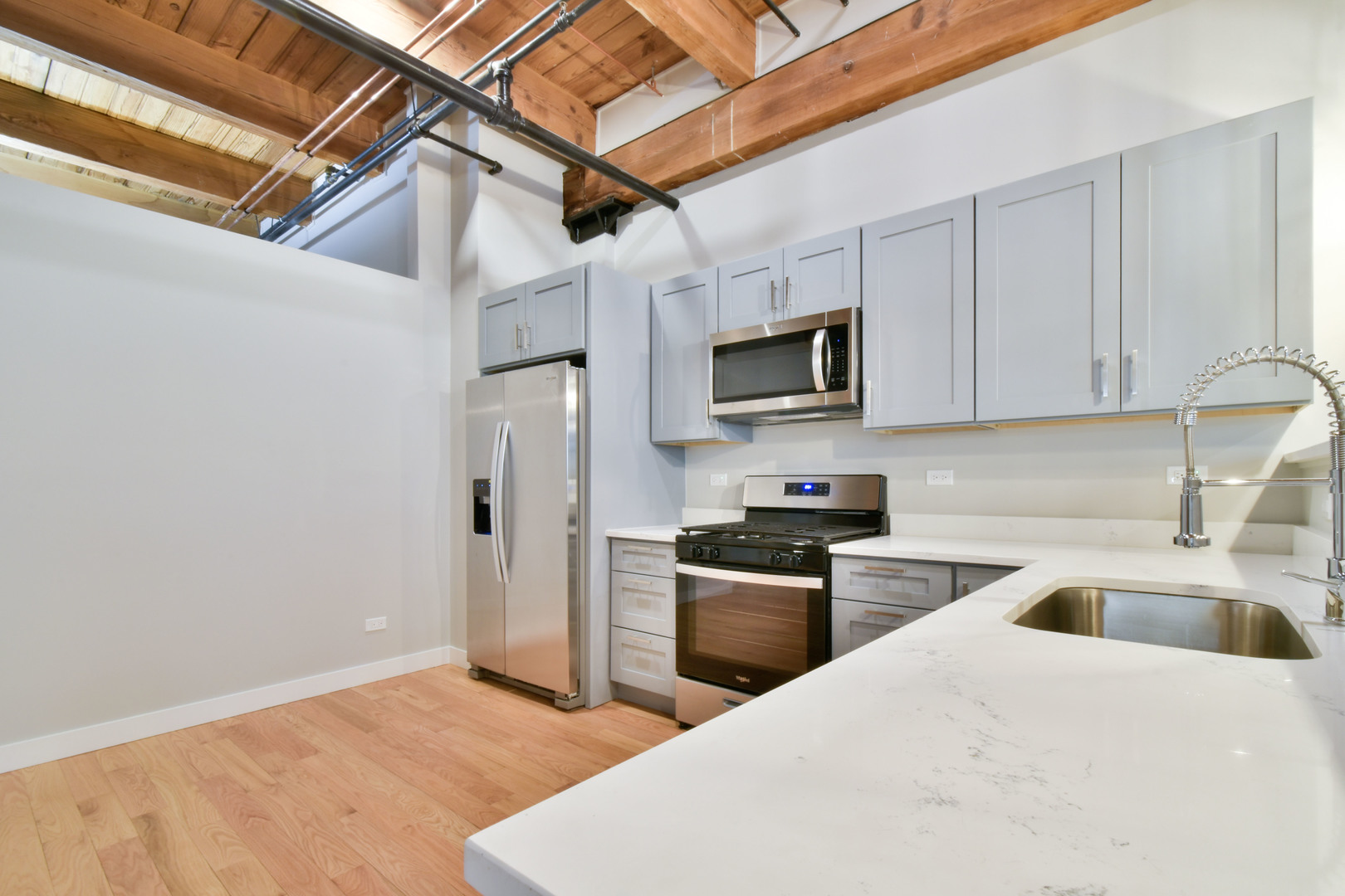 11 E Illinois Street 503