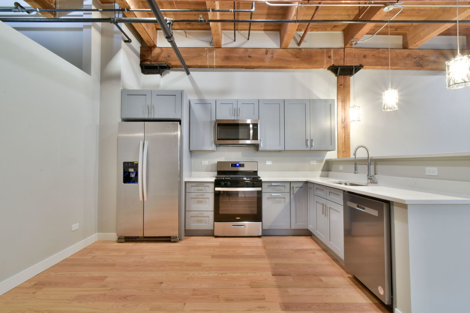 11 E Illinois Street 503