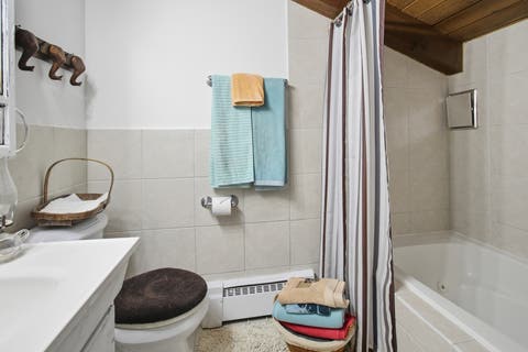 Tiny photo for 1296 E Washington Street #12, Des Plaines, IL 60016 (MLS # 12710614)