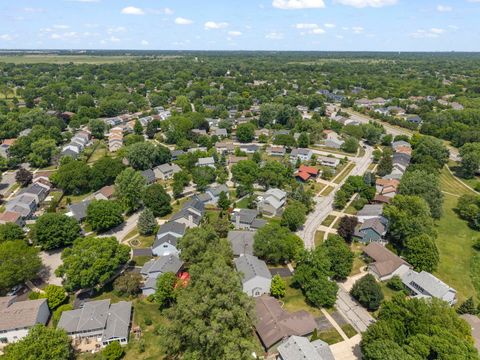 Tiny photo for 2717 Rolling Meadows Drive, Naperville, IL 60564 (MLS # 12669256)