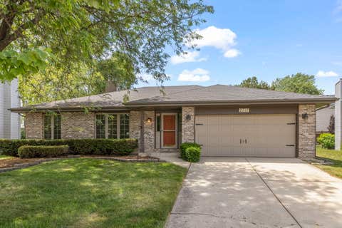 Tiny photo for 2717 Rolling Meadows Drive, Naperville, IL 60564 (MLS # 12669256)