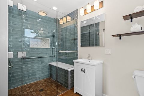 Tiny photo for 406 S Edgewood Avenue, Lombard, IL 60148 (MLS # 12449669)