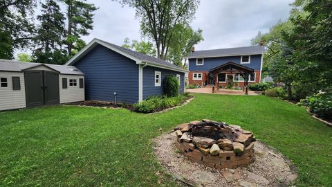 Tiny photo for 406 S Edgewood Avenue, Lombard, IL 60148 (MLS # 12449669)