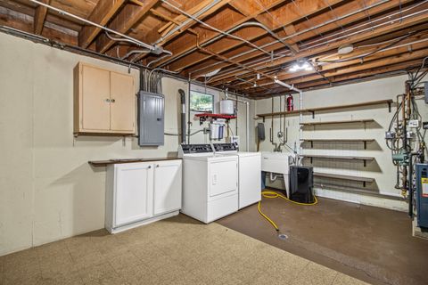 Tiny photo for 406 S Edgewood Avenue, Lombard, IL 60148 (MLS # 12449669)