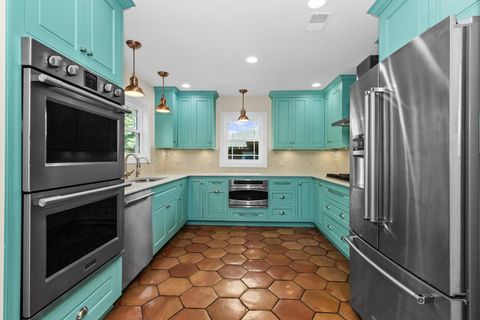 Tiny photo for 406 S Edgewood Avenue, Lombard, IL 60148 (MLS # 12449669)