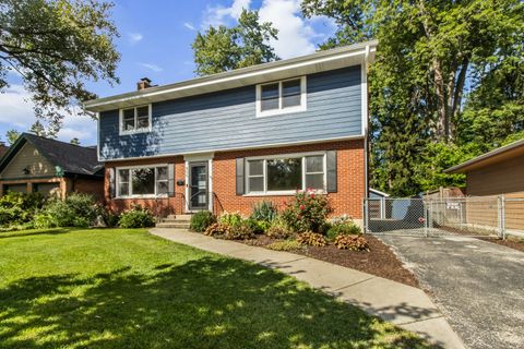 Tiny photo for 406 S Edgewood Avenue, Lombard, IL 60148 (MLS # 12449669)