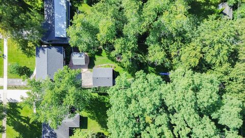 Tiny photo for 406 S Edgewood Avenue, Lombard, IL 60148 (MLS # 12449669)