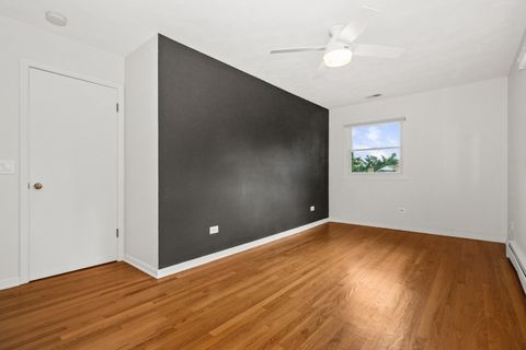 Tiny photo for 406 S Edgewood Avenue, Lombard, IL 60148 (MLS # 12449669)