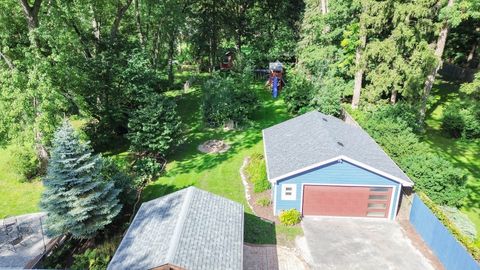 Tiny photo for 406 S Edgewood Avenue, Lombard, IL 60148 (MLS # 12449669)