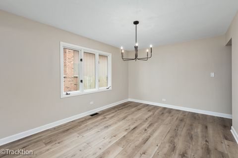 Tiny photo for 649 Gavin Avenue, Romeoville, IL 60446 (MLS # 12459607)