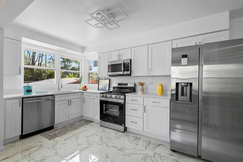 Tiny photo for 7225 S Sangamon Street, Chicago, IL 60621 (MLS # 12492603)