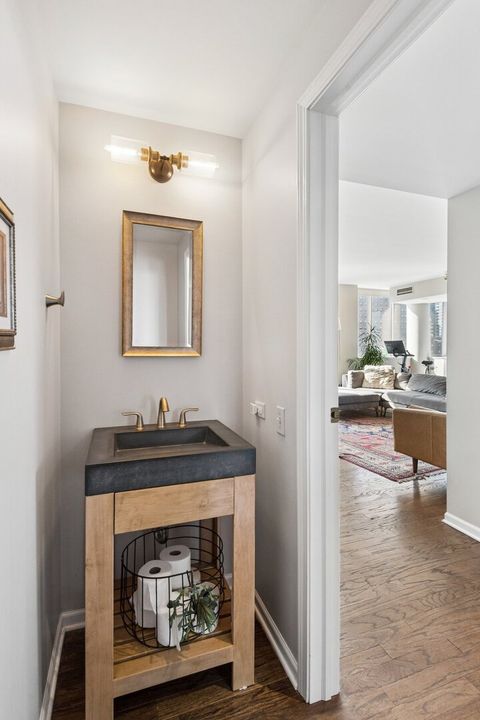 Tiny photo for 1515 S Prairie Avenue #914, Chicago, IL 60605 (MLS # 12594378)