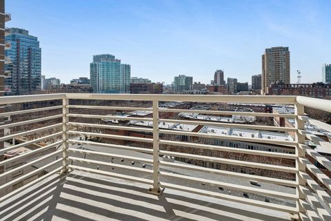 Tiny photo for 1515 S Prairie Avenue #914, Chicago, IL 60605 (MLS # 12594378)