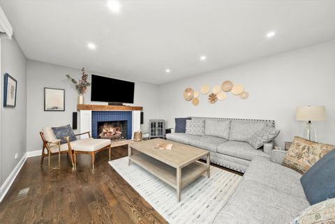 Tiny photo for 1312 Lake Shore Drive N, Barrington, IL 60010 (MLS # 12483003)