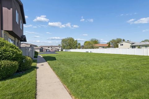 Tiny photo for 740 Brockwood Road, New Lenox, IL 60451 (MLS # 12629684)
