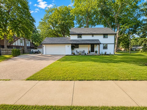 Tiny photo for 300 W North Avenue, Bartlett, IL 60103 (MLS # 12713768)