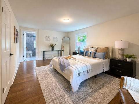 Tiny photo for 300 W North Avenue, Bartlett, IL 60103 (MLS # 12713768)