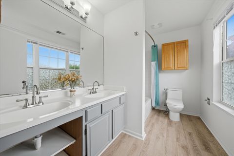 Tiny photo for 1336 Parkside Drive, Bolingbrook, IL 60490 (MLS # 12632681)