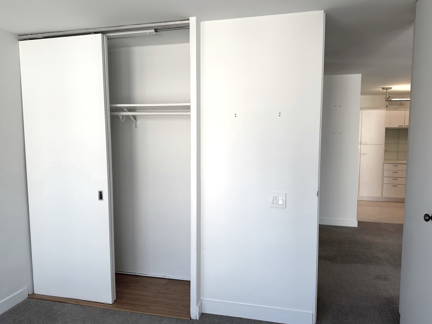 Chicago, Illinois 60611, United States, 3 Bedrooms Bedrooms, ,2 BathroomsBathrooms,Residential,Active,192445