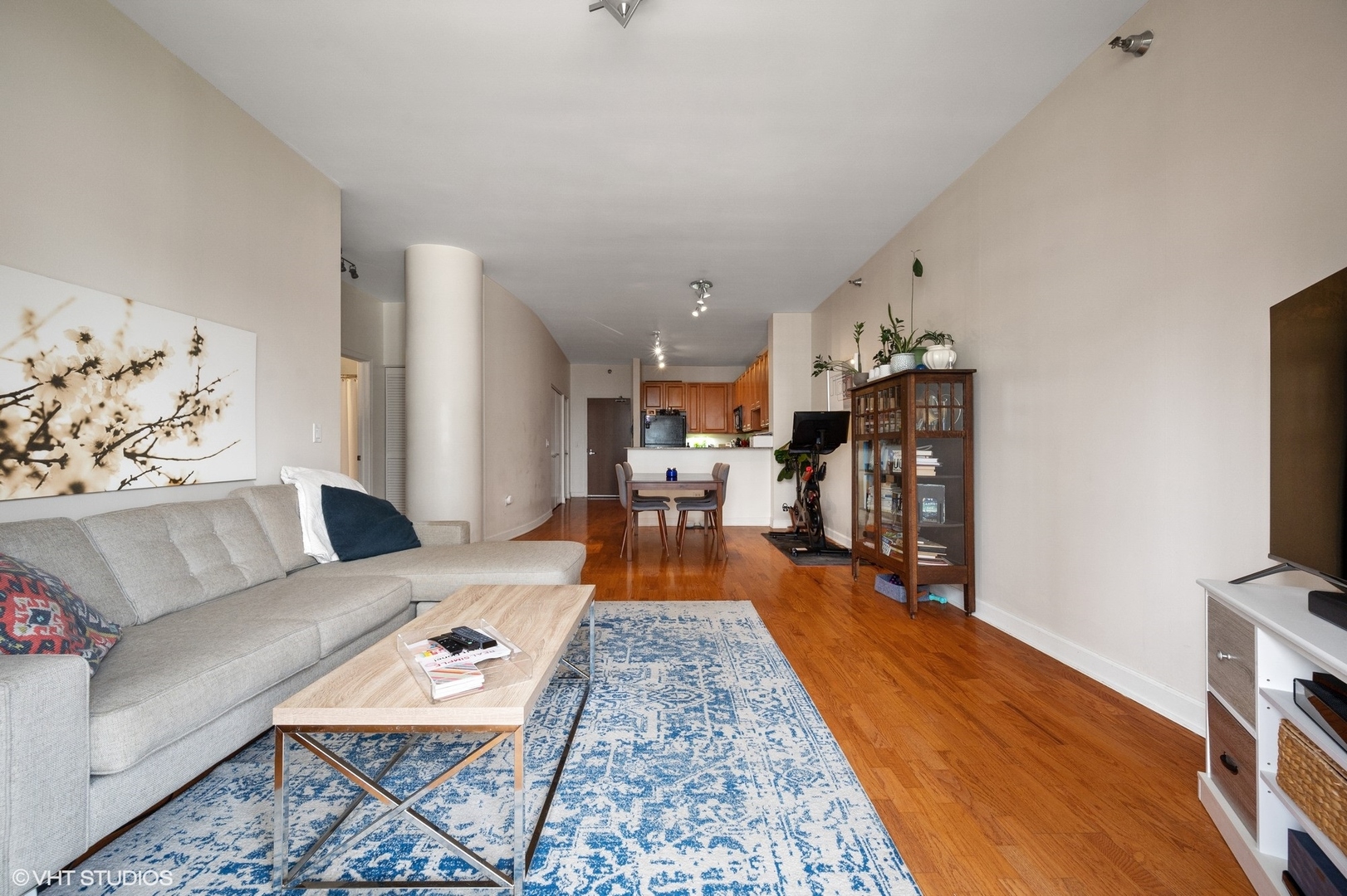 1322 S Prairie Avenue 1603