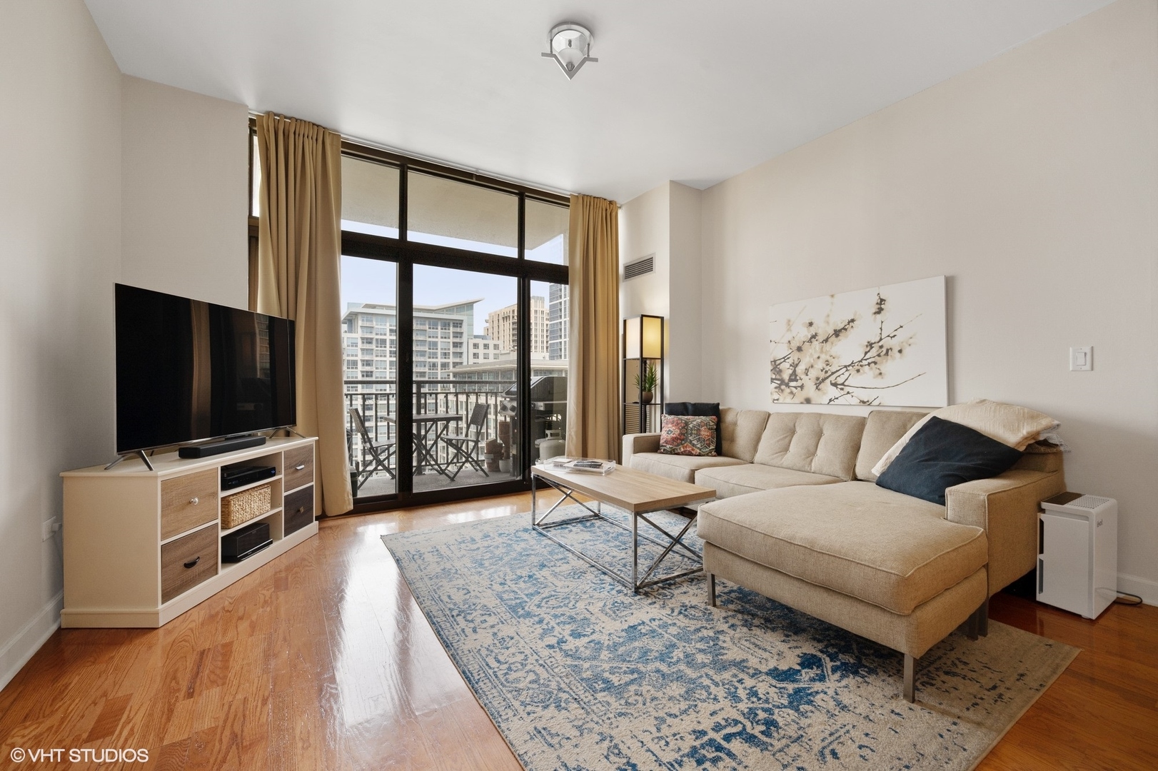 1322 S Prairie Avenue 1603