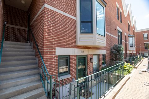 Photo of 711 S Ashland Avenue #K, Chicago, IL 60607 (MLS # 12455815)