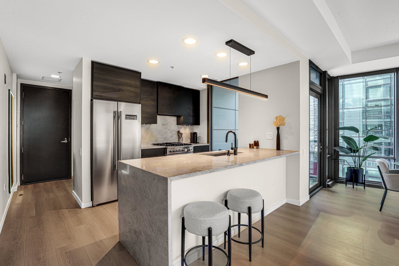 240 E Illinois Street 1102