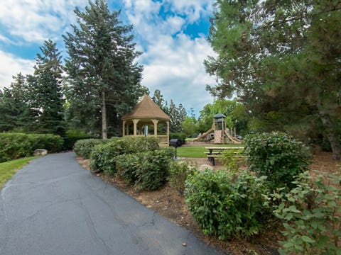 Tiny photo for 750 Fox Run Drive, Geneva, IL 60134 (MLS # 12725555)