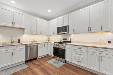 Tiny photo for 631 Belmont Lane, Carol Stream, IL 60188 (MLS # 12514151)