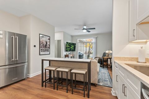 Tiny photo for 631 Belmont Lane, Carol Stream, IL 60188 (MLS # 12514151)