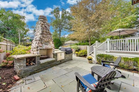 Tiny photo for 831 Forest Avenue, Wilmette, IL 60091 (MLS # 12490064)