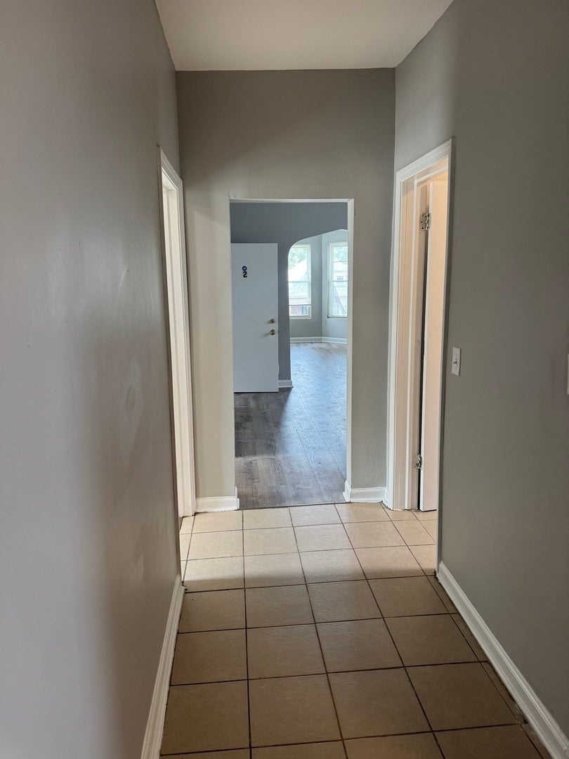707 E 92nd Place