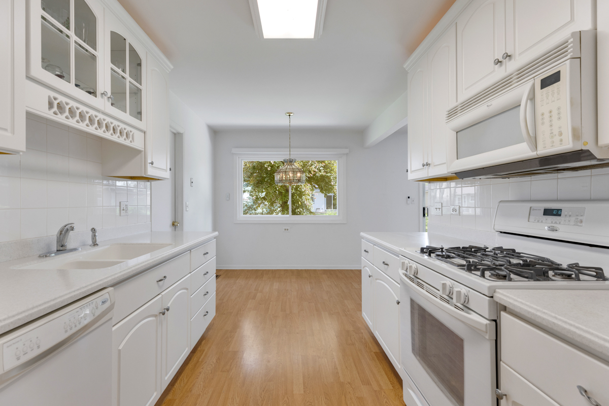 326 Dorchester Lane