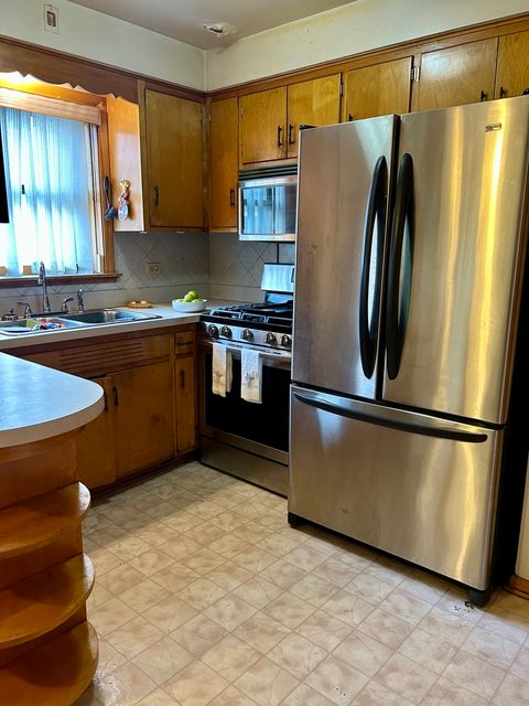 Tiny photo for 12334 S Loomis Street, Calumet Park, IL 60827 (MLS # 12620624)