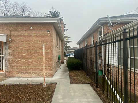 Tiny photo for 12334 S Loomis Street, Calumet Park, IL 60827 (MLS # 12620624)