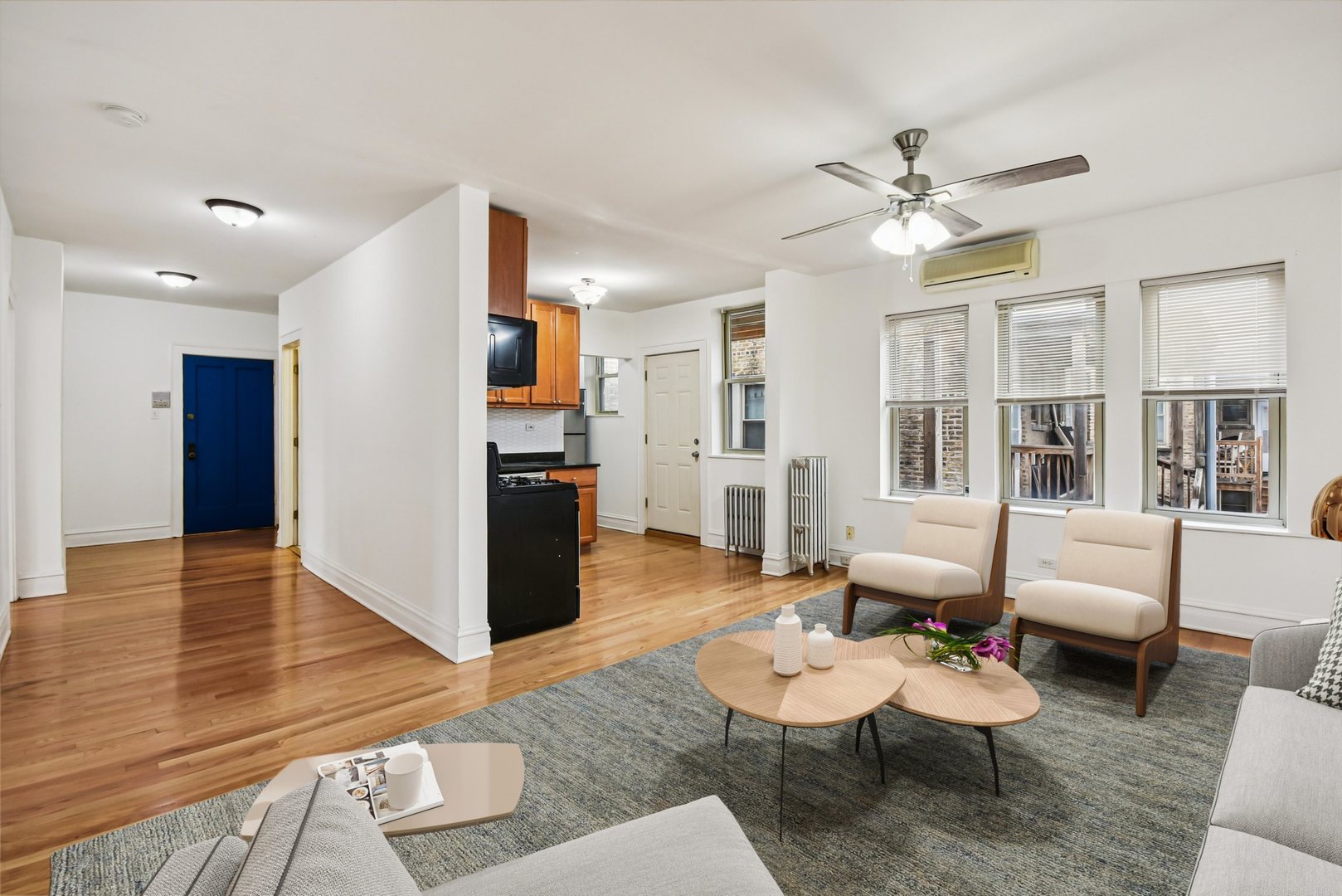 5621 N Spaulding Avenue 3S