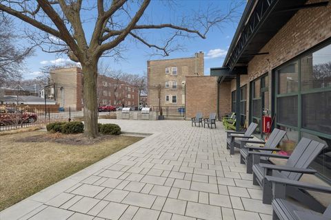 Tiny photo for 1800 W Roscoe Street #206, Chicago, IL 60657 (MLS # 12586814)