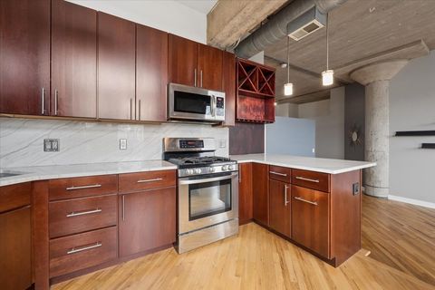 Tiny photo for 1800 W Roscoe Street #206, Chicago, IL 60657 (MLS # 12586814)
