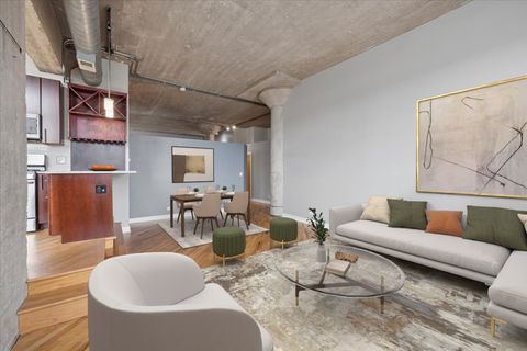 Tiny photo for 1800 W Roscoe Street #206, Chicago, IL 60657 (MLS # 12586814)