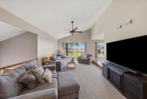 Tiny photo for 13632 W 179 Street, Homer Glen, IL 60491 (MLS # 12632094)